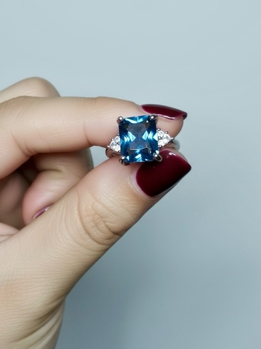 STERLING SILVER LONDON BLUE RING - Picture 6 of 7